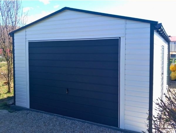 garaż blaszany 4x6m