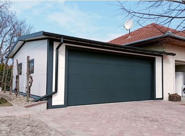 garaż z płyty warstwowej 7x5m