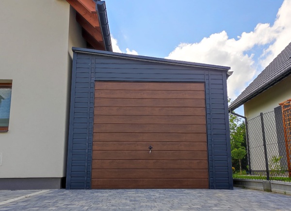 Garaż blaszany wykonywany na wymiar